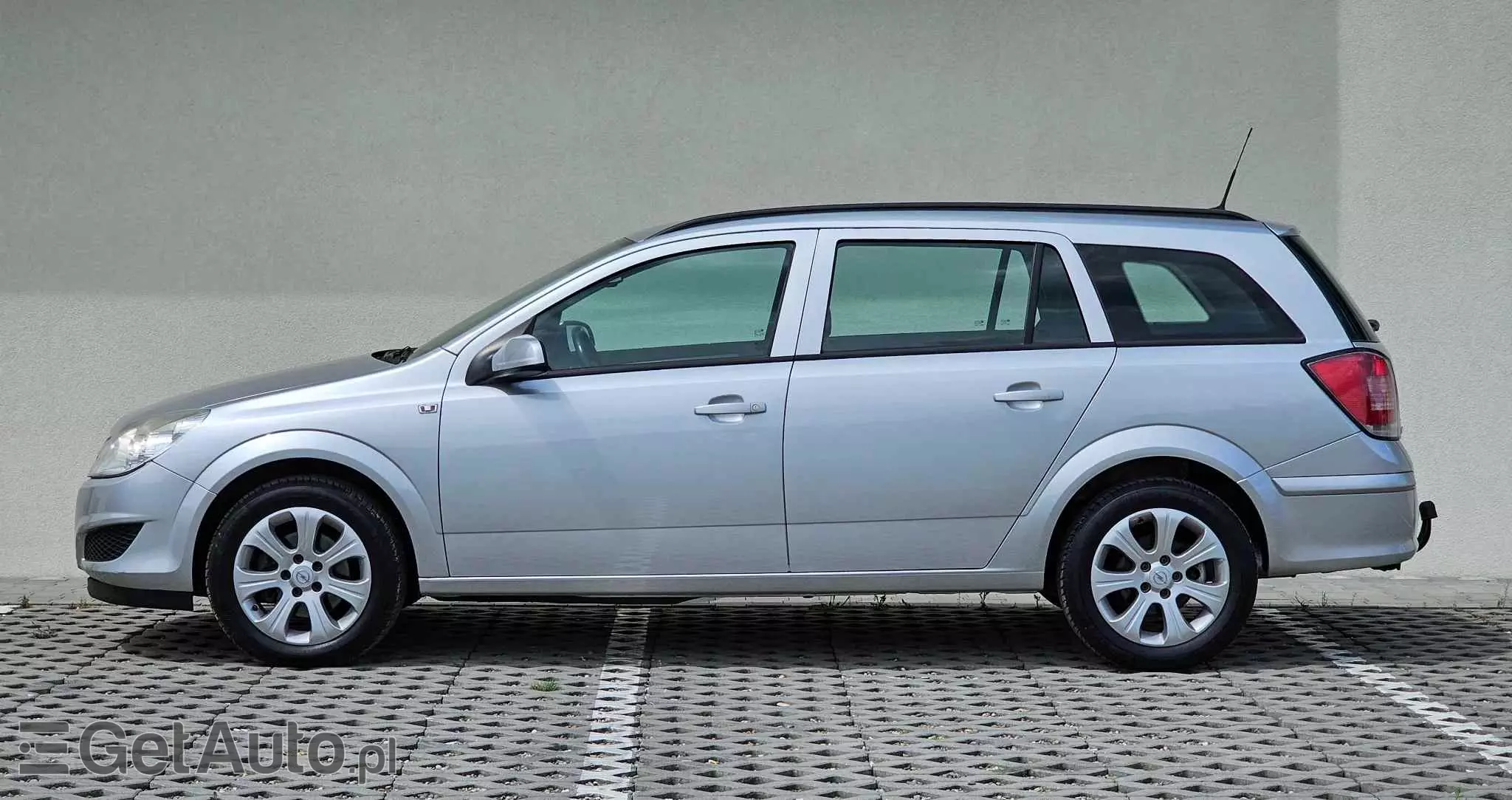 OPEL Astra 1.7 CDTI Caravan DPF (119g) Edition