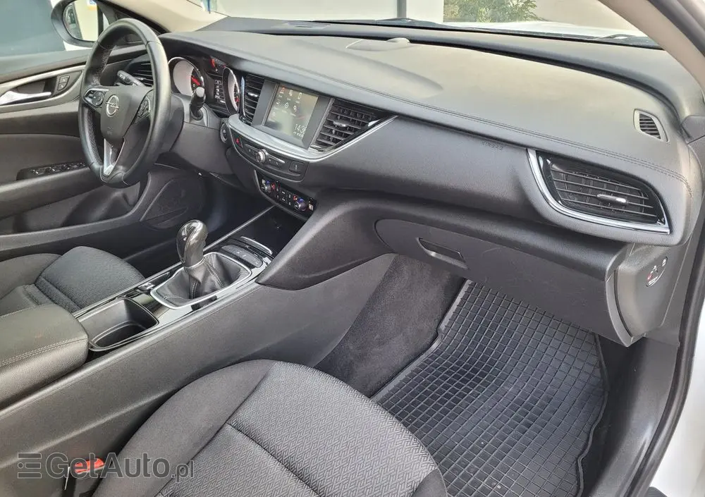 OPEL Insignia 1.6 Business Edition