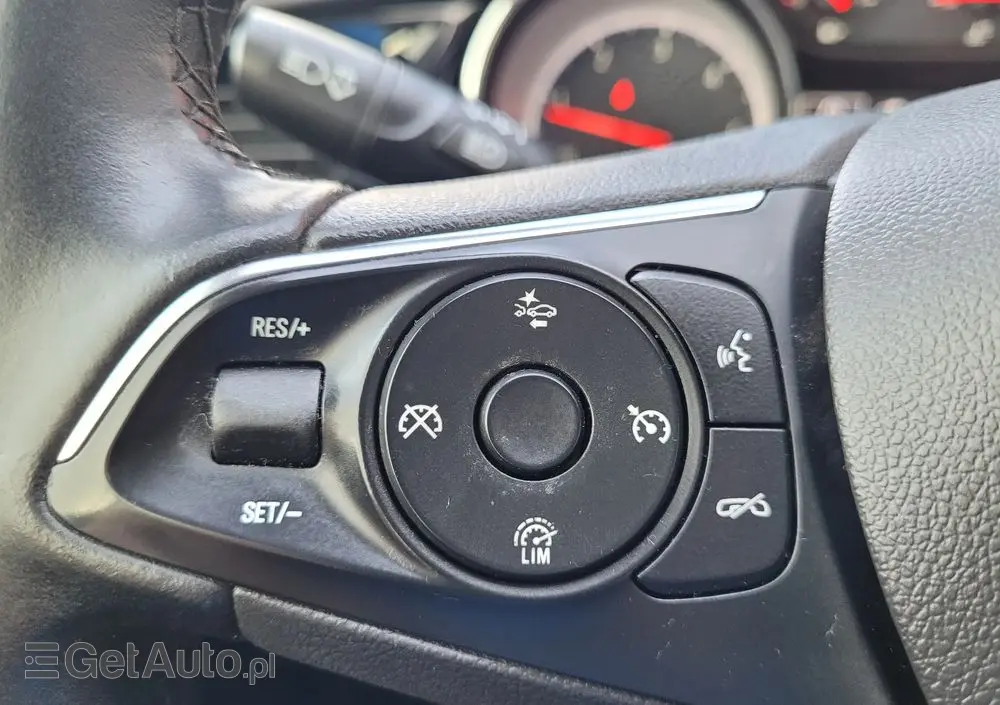 OPEL Insignia 1.6 Business Edition