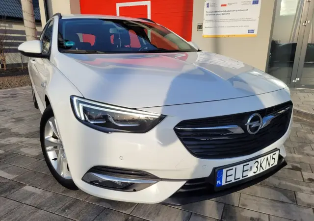 OPEL Insignia 1.6 Business Edition