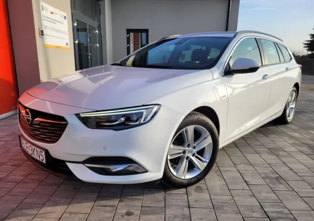 OPEL Insignia 1.6 Business Edition