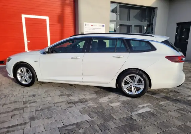 OPEL Insignia 1.6 Business Edition