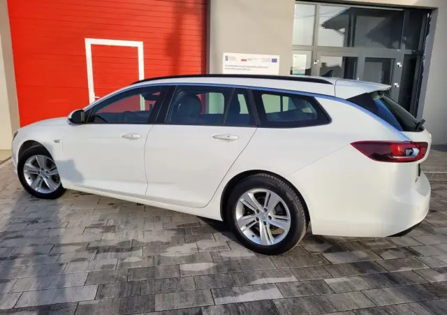 OPEL Insignia 1.6 Business Edition