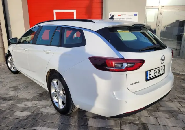 OPEL Insignia 1.6 Business Edition