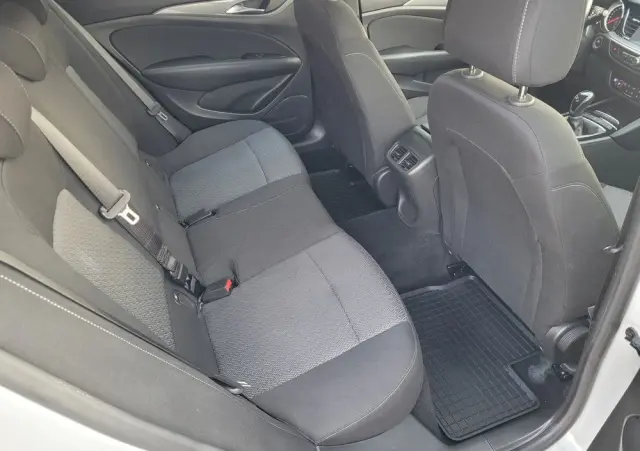 OPEL Insignia 1.6 Business Edition