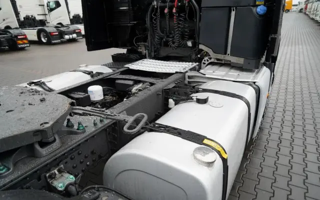 VOLVO FH 460 / KLIMATYZACJA POSTOJOWA  / I SAVE / 2023R 