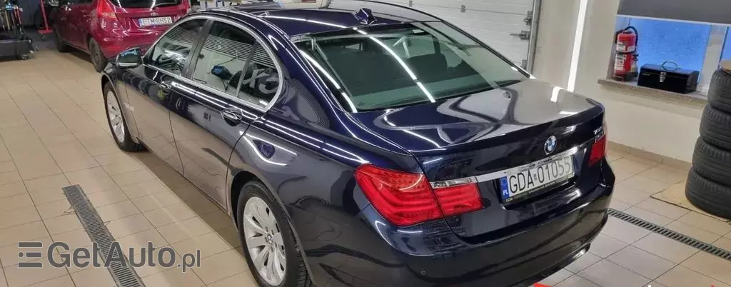 BMW Seria 7 730d (245 KM) Steptronic DPF