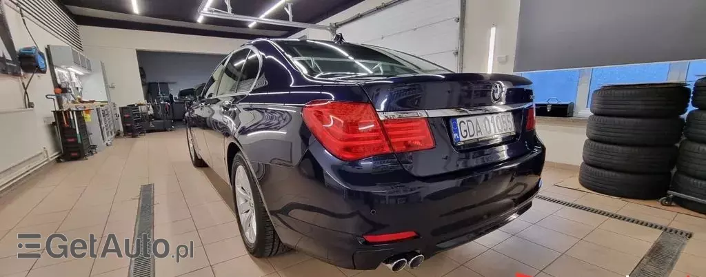 BMW Seria 7 730d (245 KM) Steptronic DPF