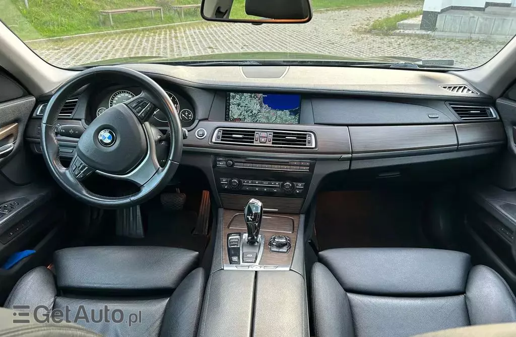BMW Seria 7 730d (245 KM) Steptronic DPF