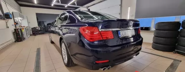 BMW Seria 7 730d (245 KM) Steptronic DPF