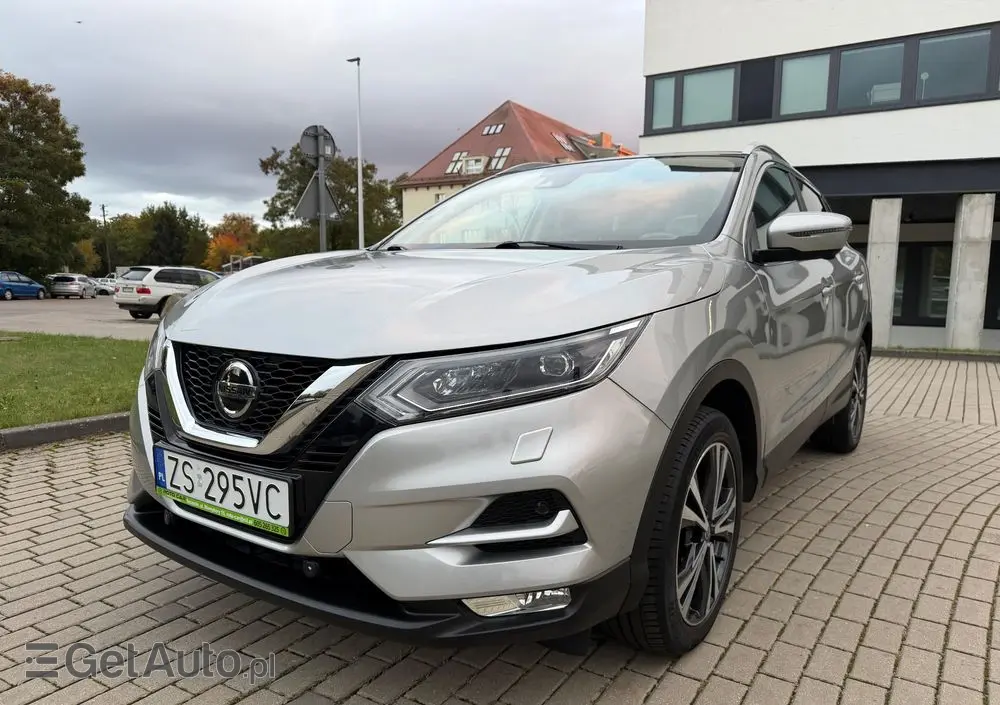 NISSAN Qashqai 1.2 DIG-T Tekna Xtronic