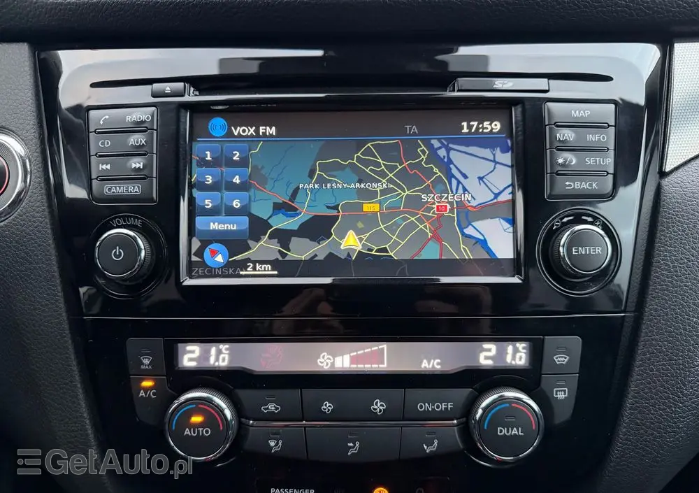 NISSAN Qashqai 1.2 DIG-T Tekna Xtronic