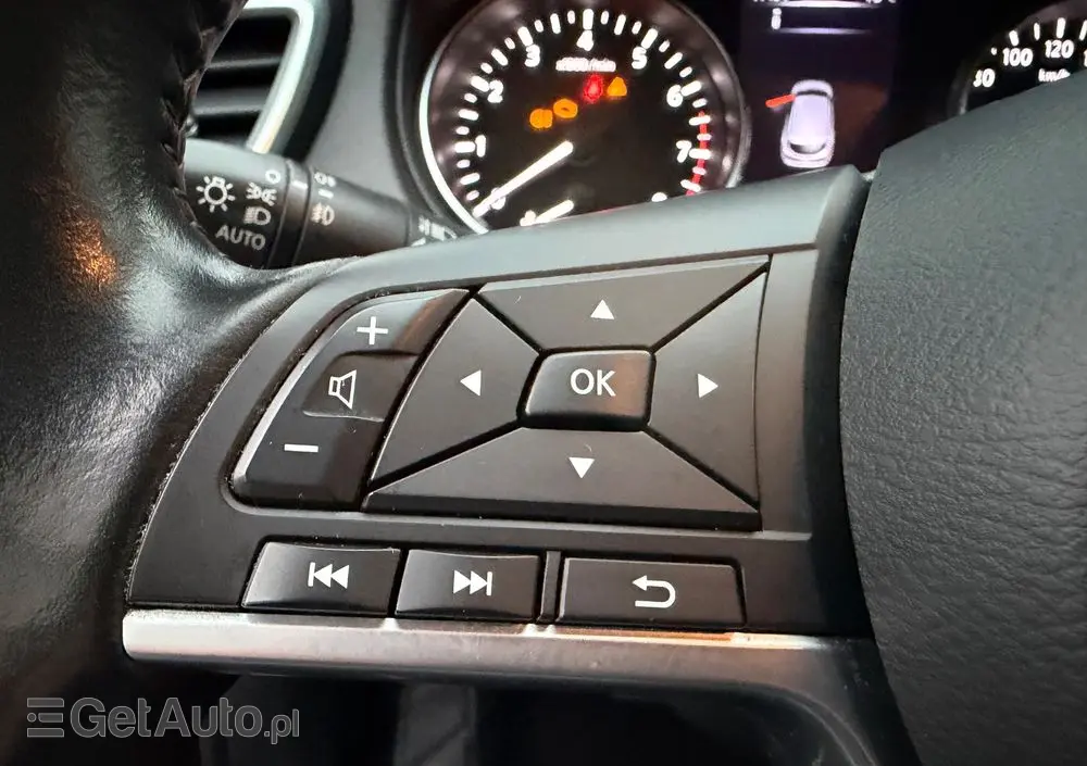 NISSAN Qashqai 1.2 DIG-T Tekna Xtronic