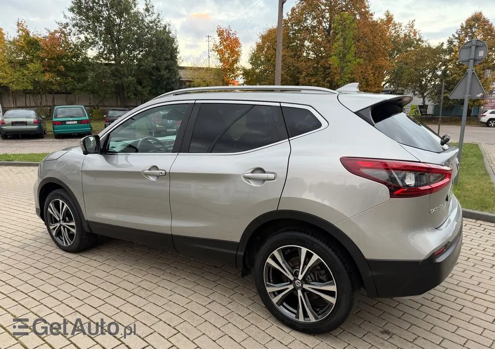 NISSAN Qashqai 1.2 DIG-T Tekna Xtronic