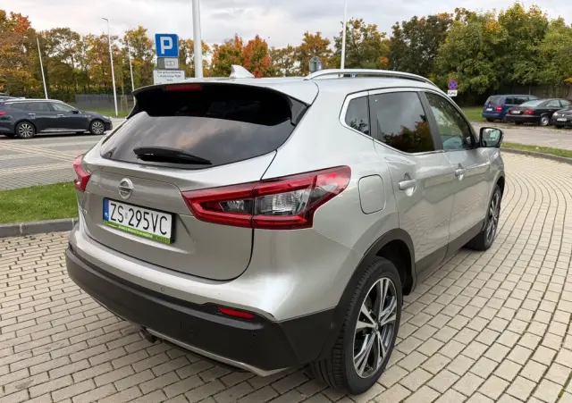 NISSAN Qashqai 1.2 DIG-T Tekna Xtronic