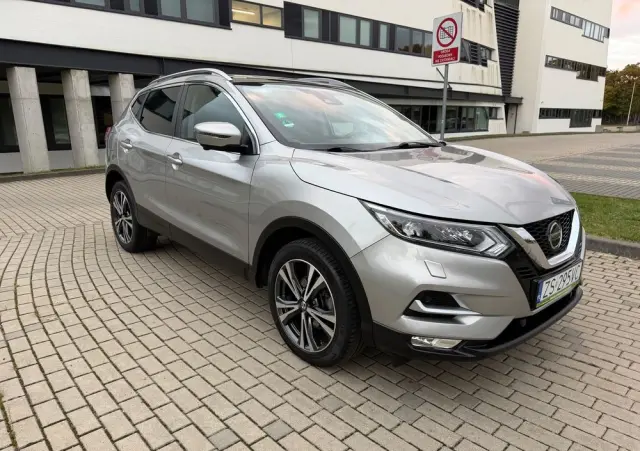 NISSAN Qashqai 1.2 DIG-T Tekna Xtronic