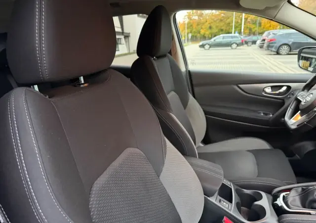 NISSAN Qashqai 1.2 DIG-T Tekna Xtronic