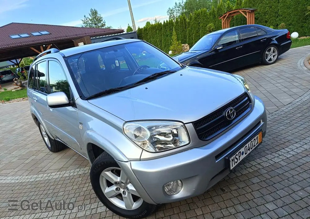 TOYOTA RAV4 
