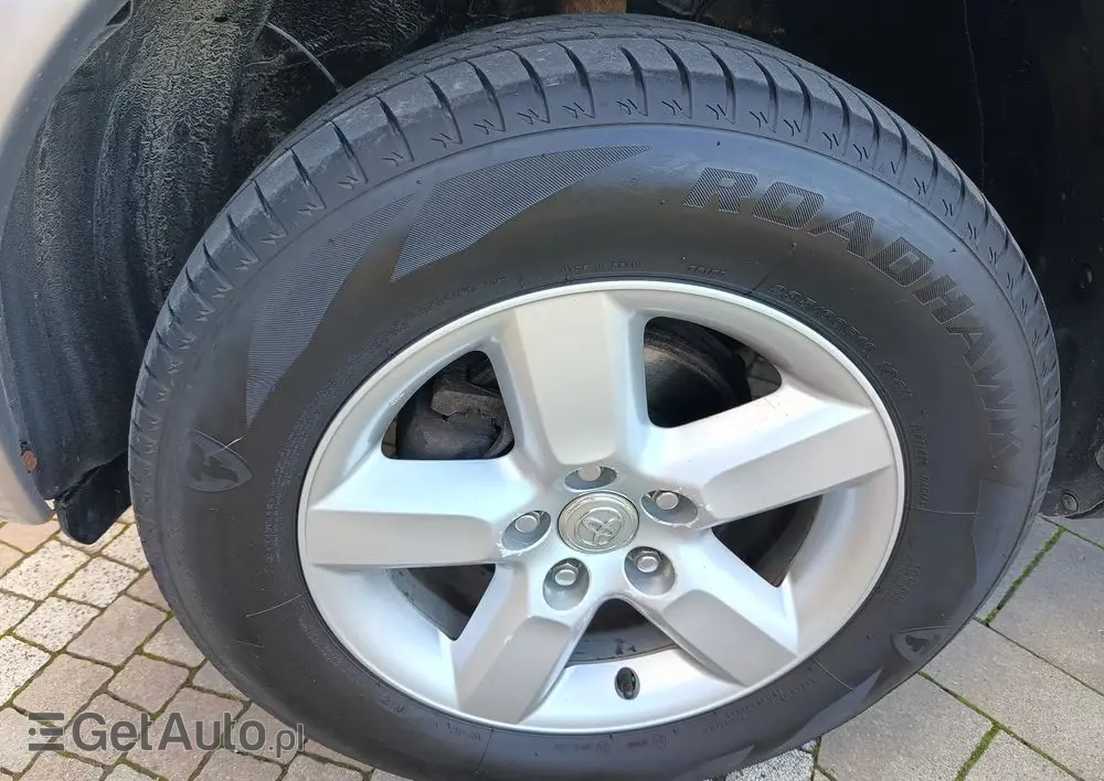 TOYOTA RAV4 
