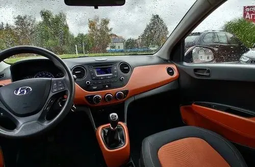HYUNDAI I10 