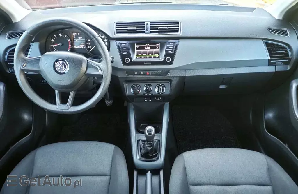 SKODA Fabia 