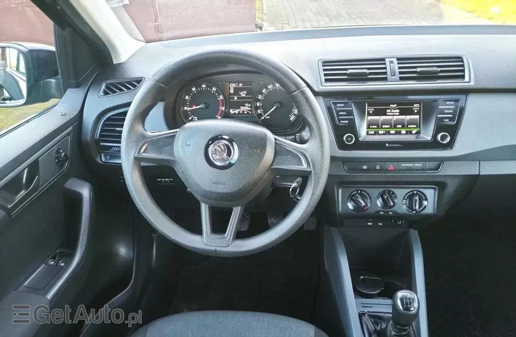 SKODA Fabia 