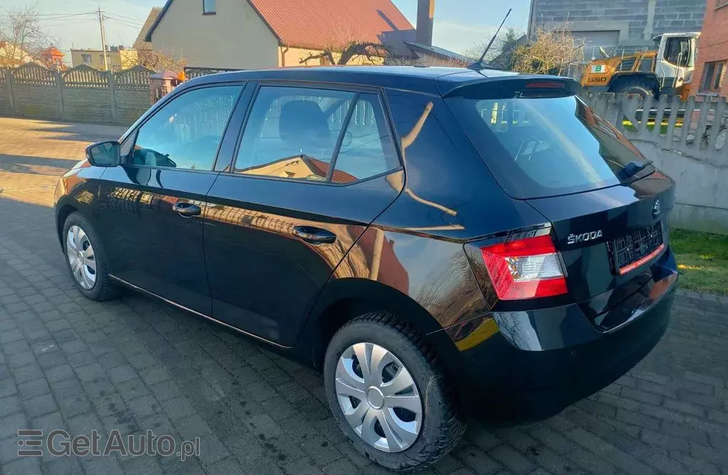 SKODA Fabia 