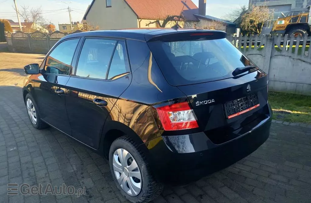 SKODA Fabia 