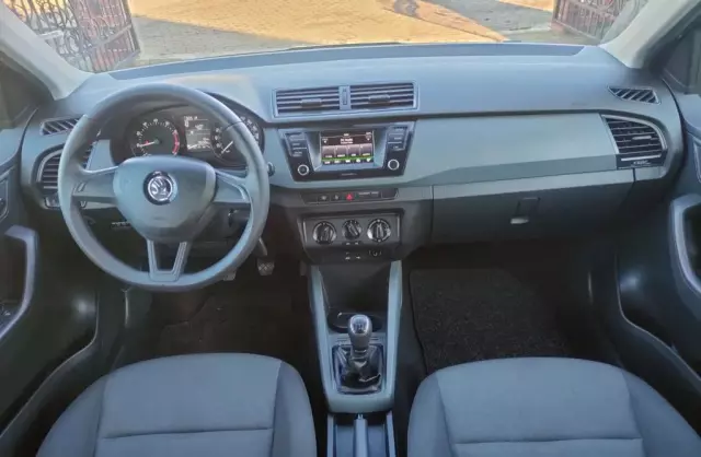 SKODA Fabia 