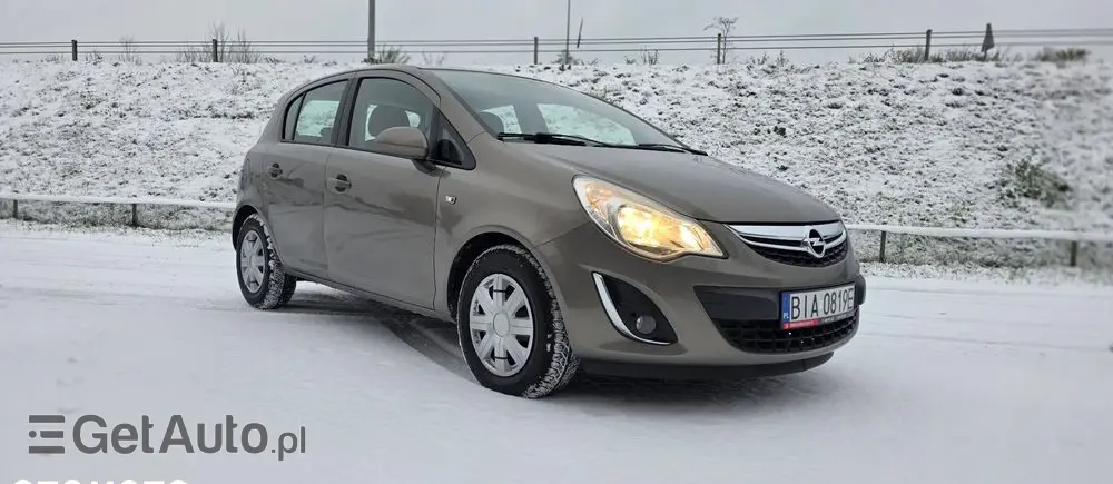 OPEL Corsa 1.2 16V Essentia