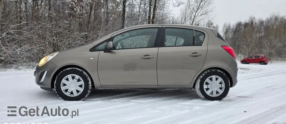 OPEL Corsa 1.2 16V Essentia