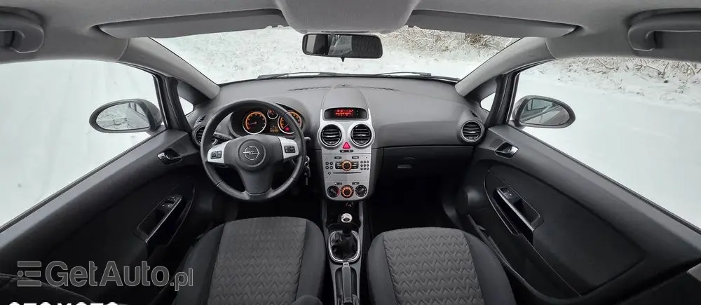 OPEL Corsa 1.2 16V Essentia