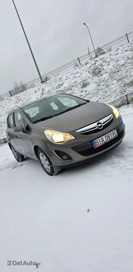 OPEL Corsa 1.2 16V Essentia