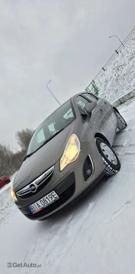 OPEL Corsa 1.2 16V Essentia