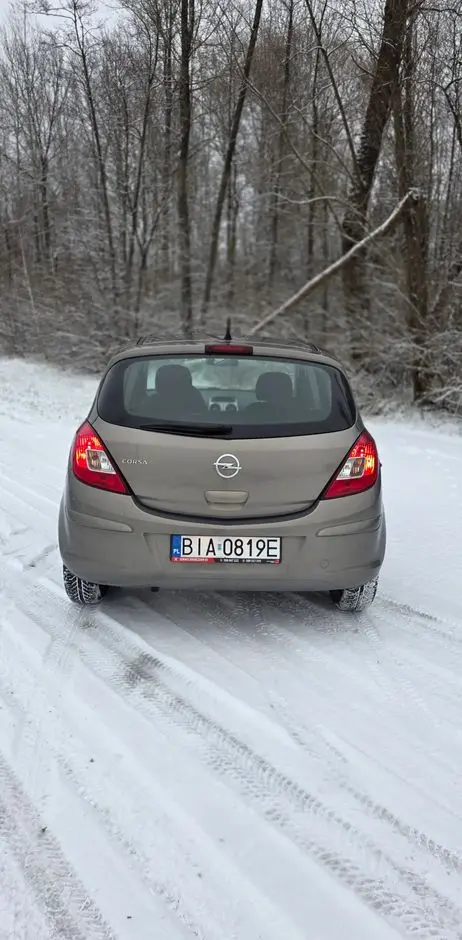 OPEL Corsa 1.2 16V Essentia