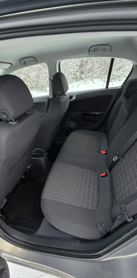 OPEL Corsa 1.2 16V Essentia