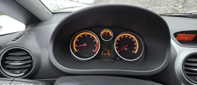 OPEL Corsa 1.2 16V Essentia