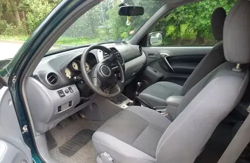 TOYOTA Rav 4 