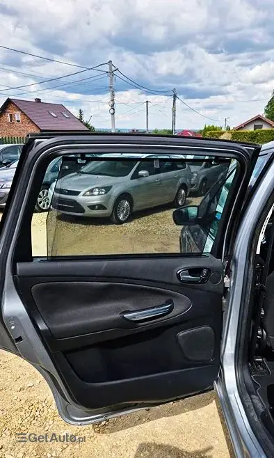 FORD S-Max 2.0 FF Titanium