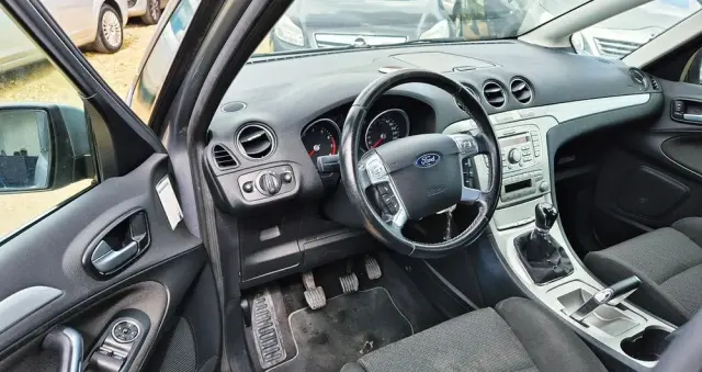 FORD S-Max 2.0 FF Titanium