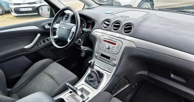 FORD S-Max 2.0 FF Titanium