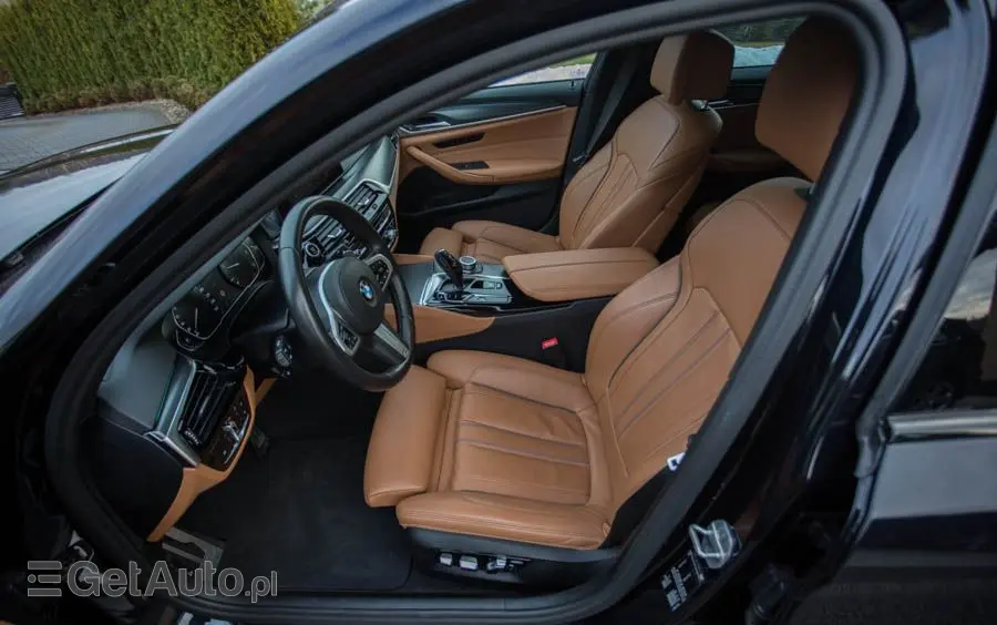 BMW Seria 5 520d M Sport Edition