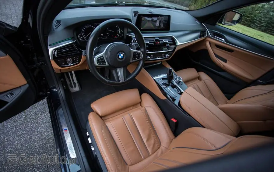 BMW Seria 5 520d M Sport Edition