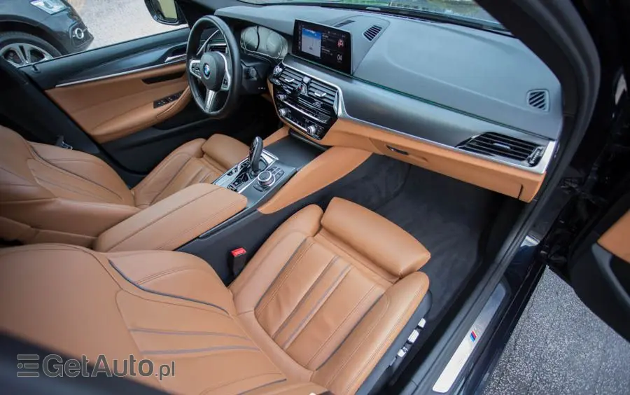 BMW Seria 5 520d M Sport Edition