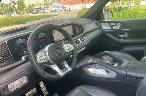 MERCEDES-BENZ GLS 