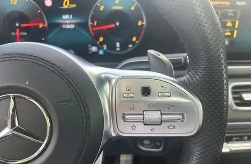 MERCEDES-BENZ GLS 