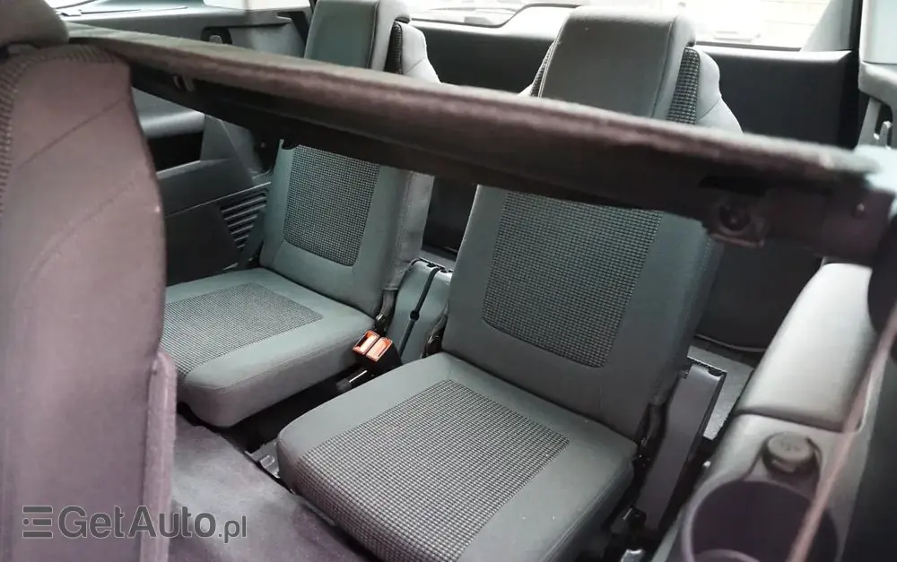 PEUGEOT 5008 1.6 Active 7os