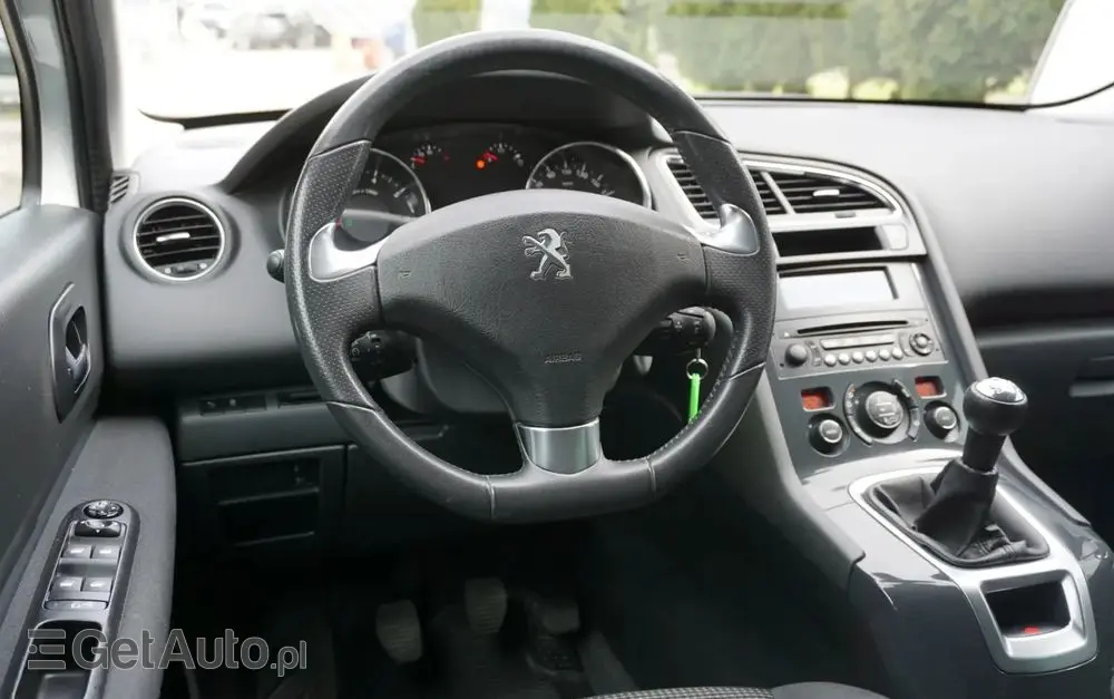 PEUGEOT 5008 1.6 Active 7os