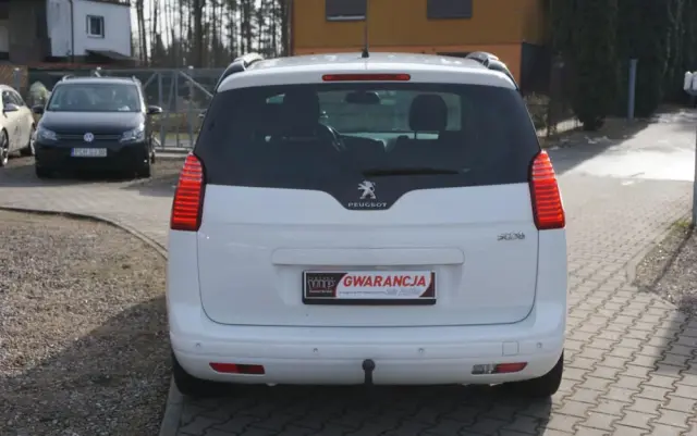 PEUGEOT 5008 1.6 Active 7os