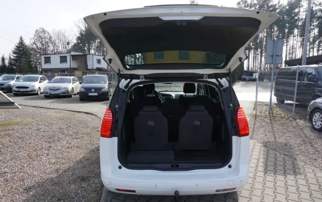 PEUGEOT 5008 1.6 Active 7os